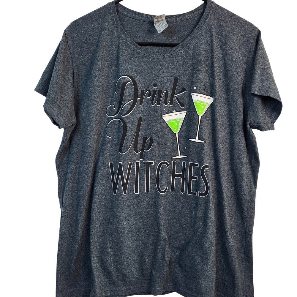 Drink Up Witches TShirt Women XL Halloween Graphic Tee Funny Martini Witch Shirt